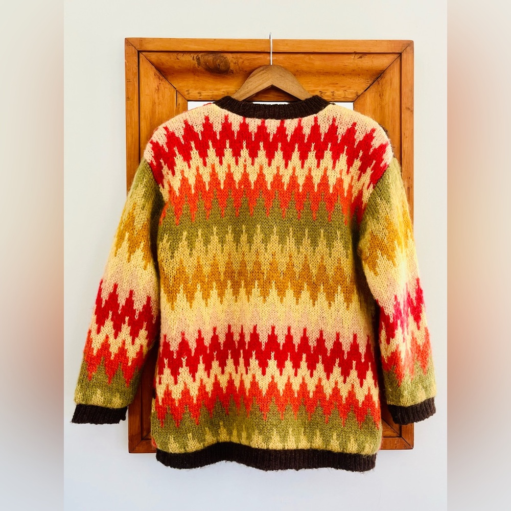 Vintage Pink and Cream Patterned Cardigan - Picture 3 of 6